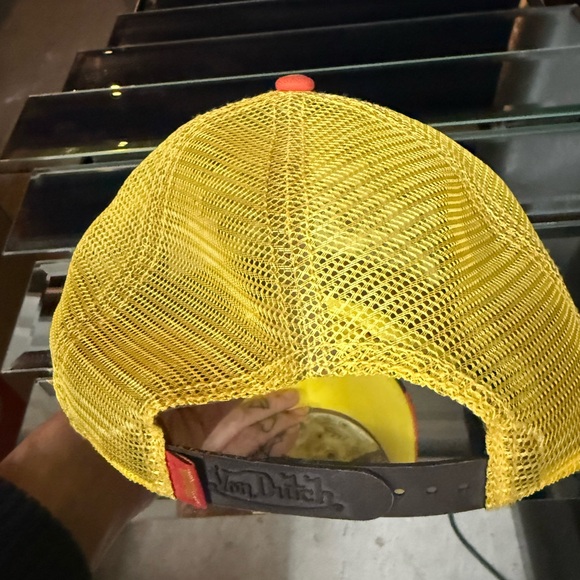 NWOT Von Dutch Yellow & Orange Camo Trucker Hat - Picture 3 of 4